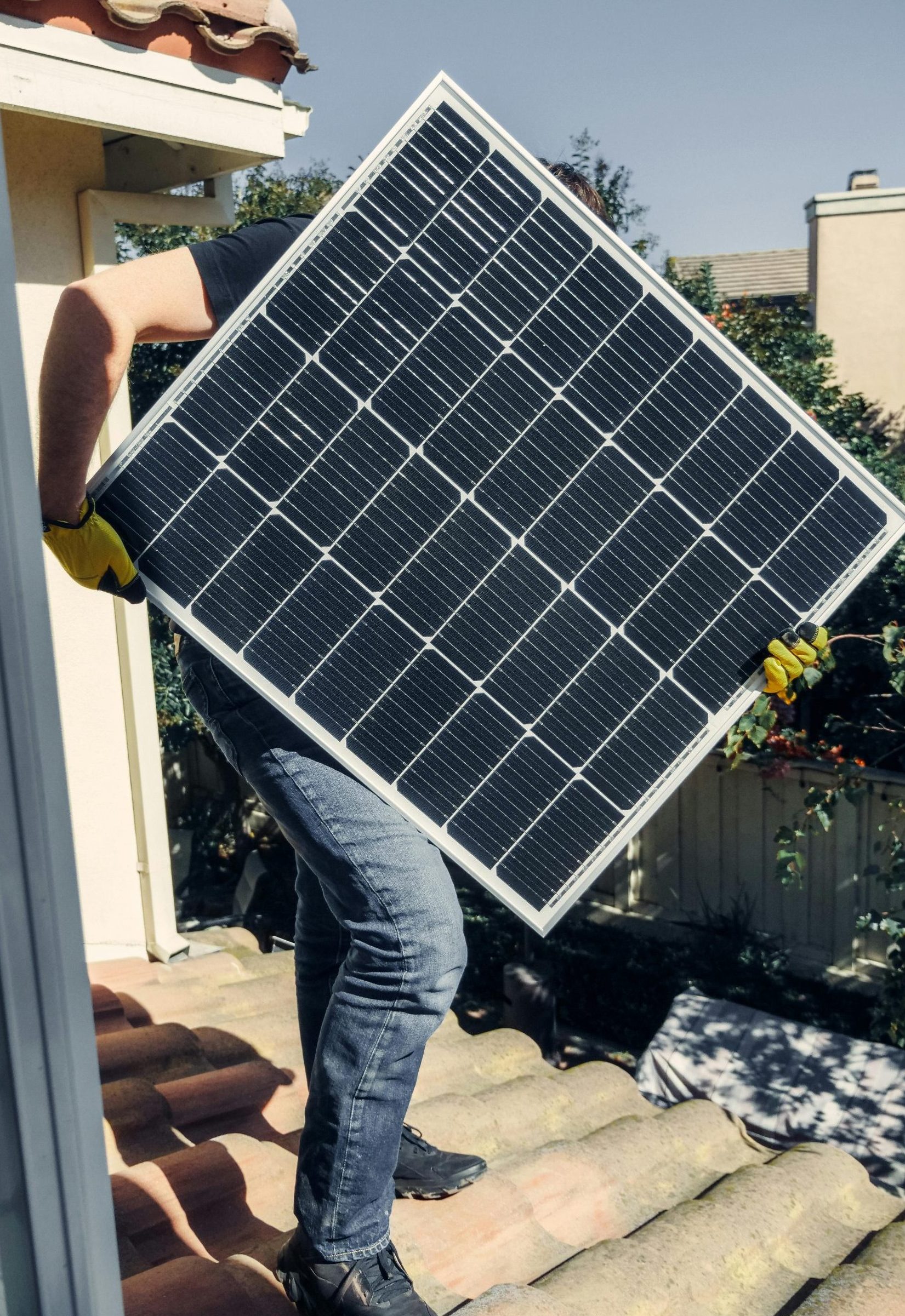 https://solarsolutionsdallas.com/wp-content/uploads/2024/09/pexels-kindelmedia-9875446-scaled-e1726154699799.jpg